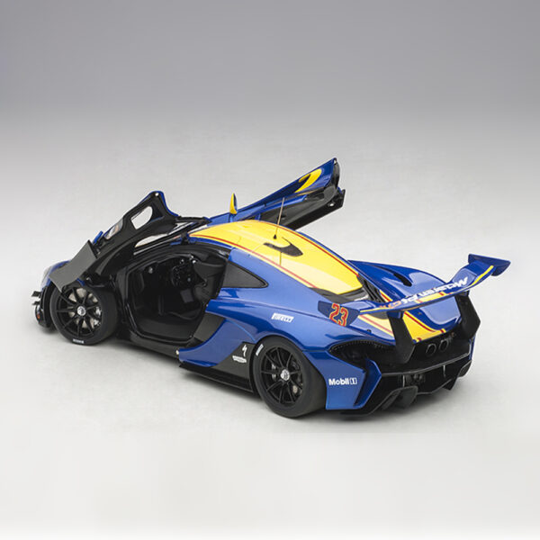 McLaren P1 GTR (METALLIC BLUE/YELLOW STRIPES) - Imagen 5