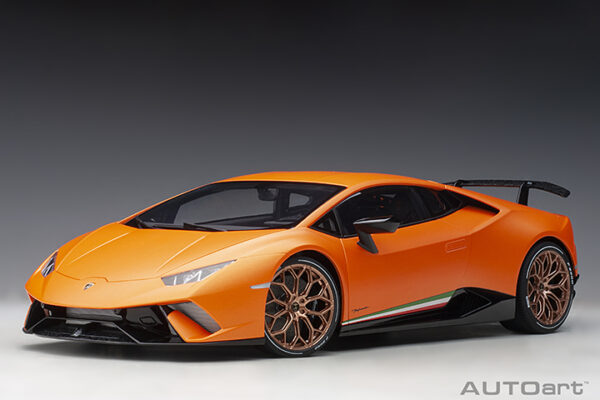 LAMBORGHINI HURACAN PERFORMANTE  ARANCIO ANTHAEUS