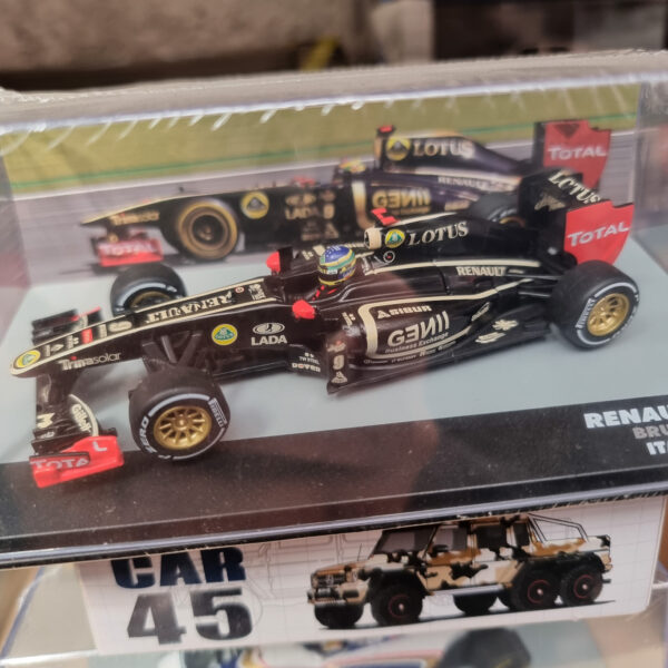 RENAULT R31 BRUNO SENNA GP ITALIA 2011 1:43