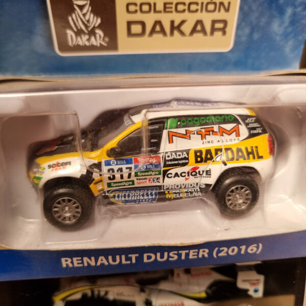 RENAULT DUSTER 2016 RALLY DAKAR 2016 1:43