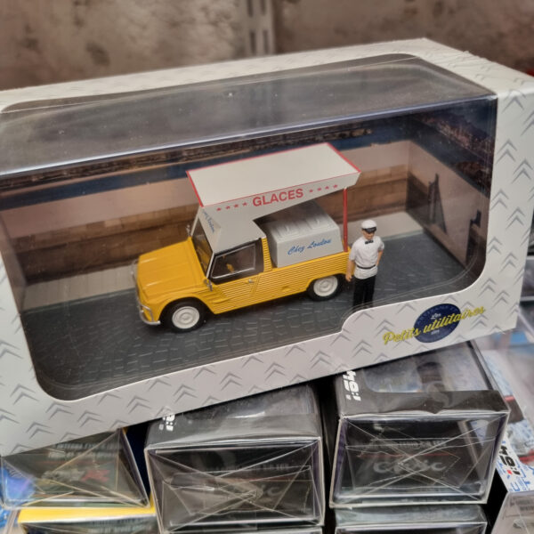 RENAULT MEHARI HELADERIA 1:43 - Imagen 3