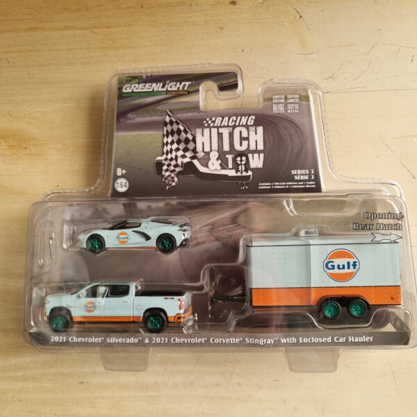 CHEVROLET SILVERADO 2021 + CORVETTE STINGRAY 2021 Y CARRO GREENMACHINE  1:64