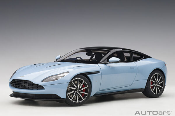 ASTON MARTIN DB11 (FROSTED GLASS BLUE )