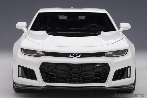 CHEVROLET CAMARO ZL1 2017 (SUMMIT W1HITE) - Imagen 2