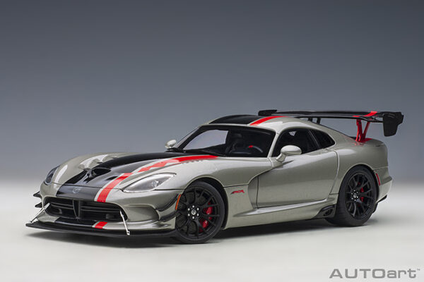 DODGE VIPER ACR 2017 BILLET SILVER METALLIC BLACK STRIPES