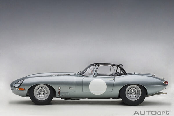 JAGUAR LIGHTWEIGHT E-TYPE (SILVER) - Imagen 2