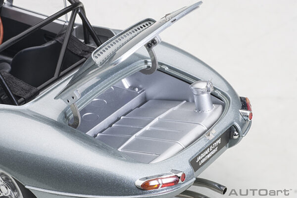 JAGUAR LIGHTWEIGHT E-TYPE (SILVER) - Imagen 3