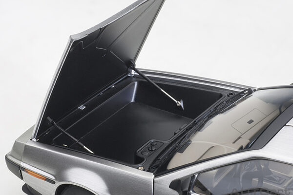 DELOREAN DMC-12 (SATIN FINISH) - Imagen 3