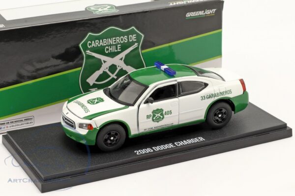 Dodge Charger Carabineros de Chile 2006 escala 1:43