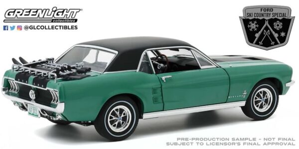 Ford Mustang 1967 con esquies 1:18 - Imagen 3