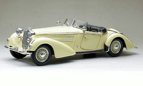 1939 Horch 855 Roadster Crema