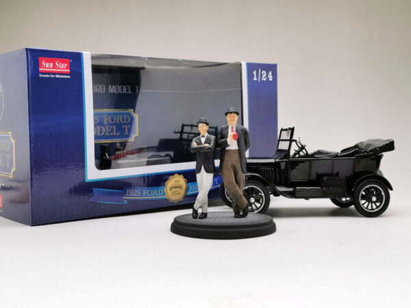 1925 Ford Model-T Touring + Laurel and Hardy con figuras - Imagen 5